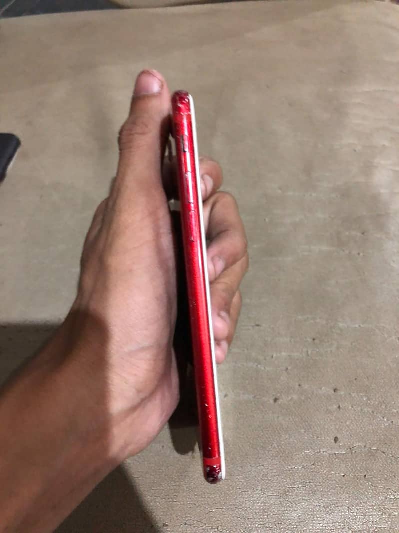 Apple iPhone 7 1