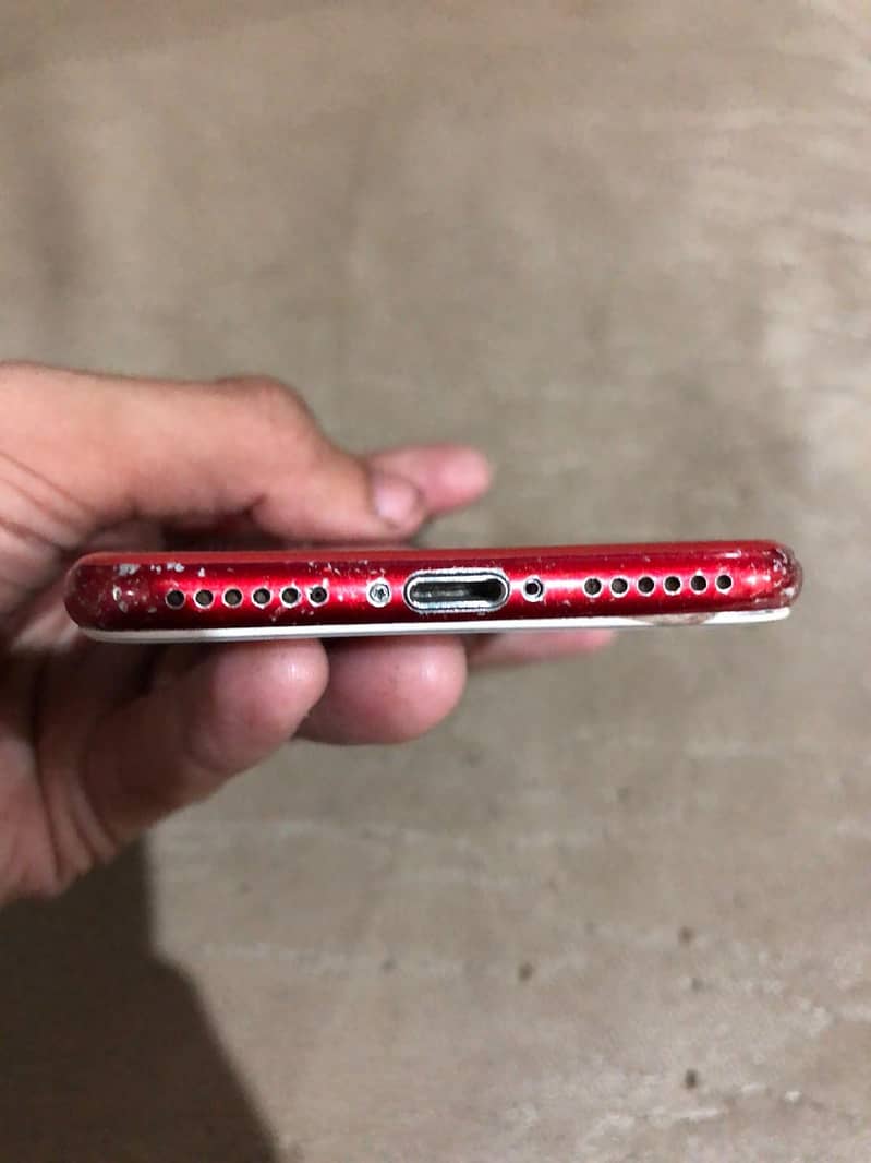 Apple iPhone 7 2