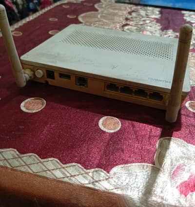 Huawei Fiber device with Adaptor