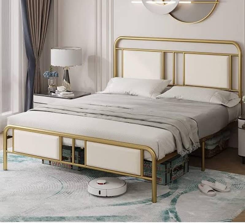 Double bed 0