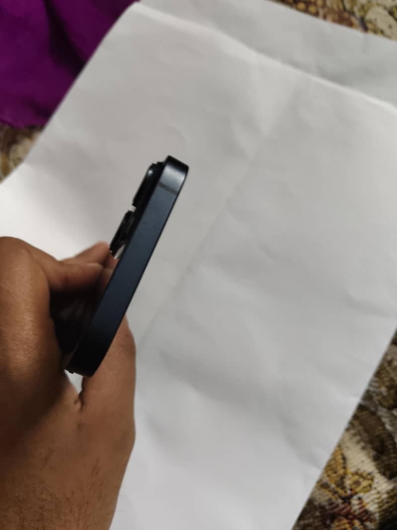Apple Iphone 14 6