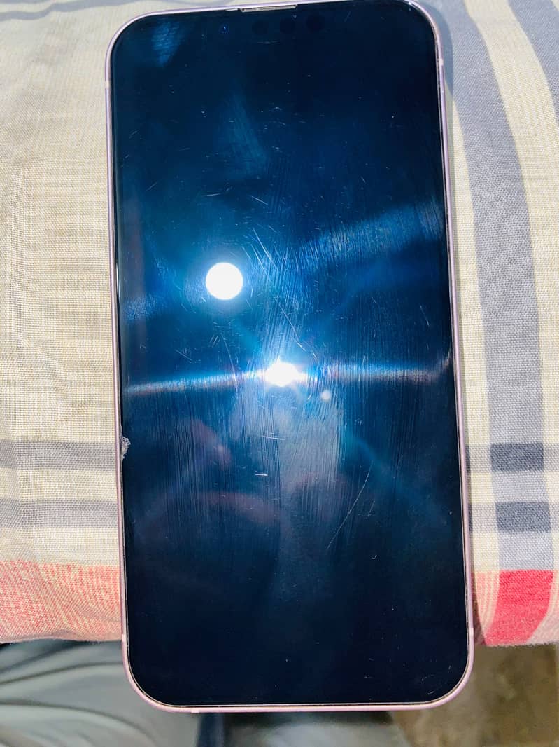 Apple iPhone 13 2