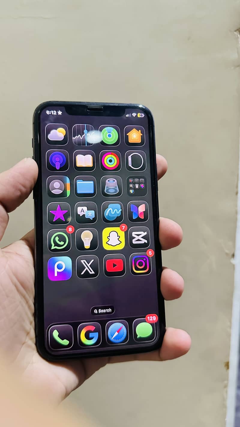 Apple iPhone 11 Pro 2