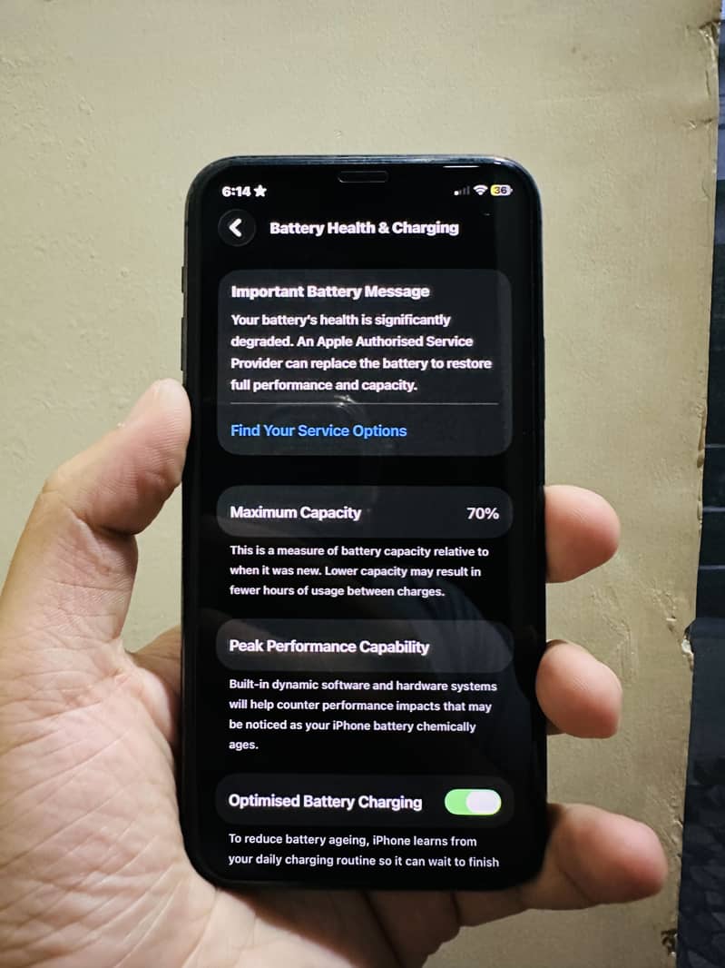 Apple iPhone 11 Pro 4