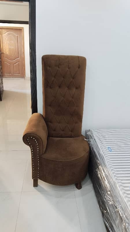 Ist Floor Cornor Flat 15