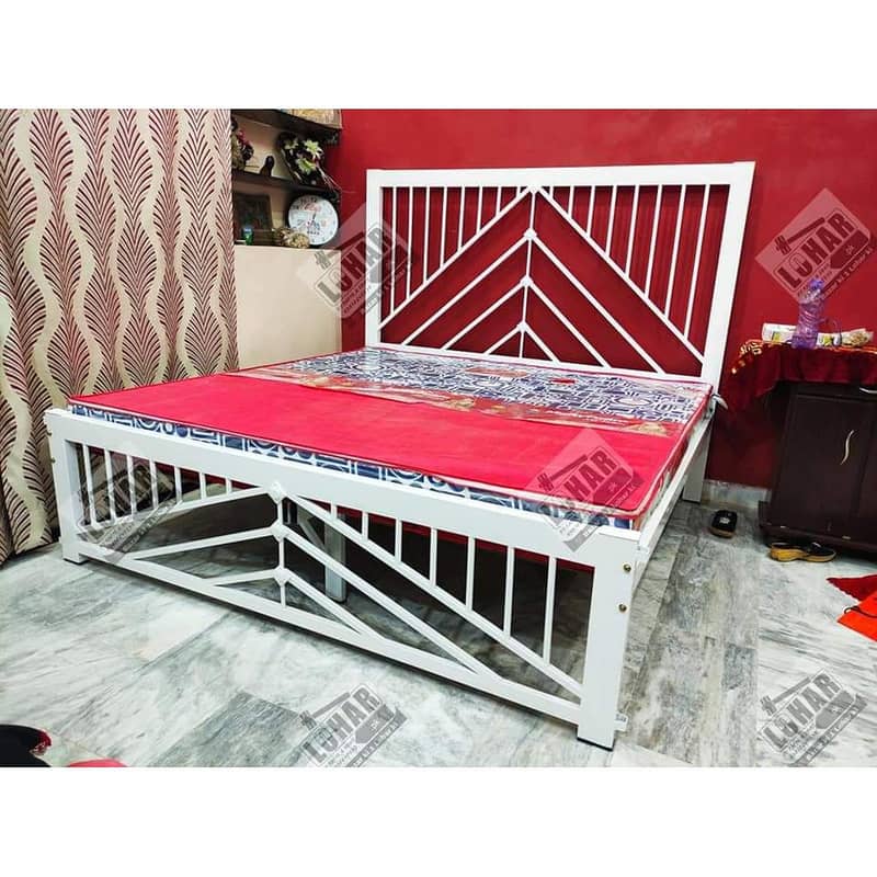 Double bed 8