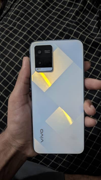vivo y21