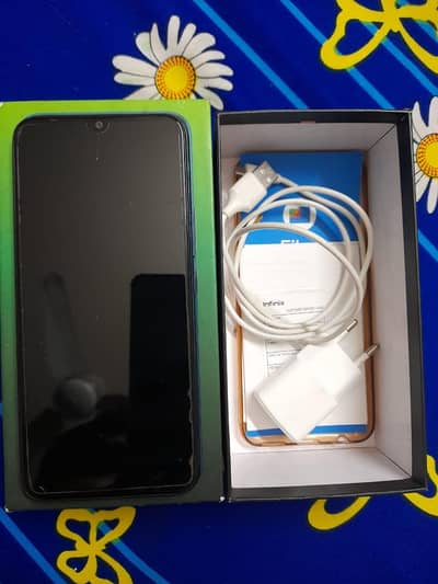 Infinix Hot 8 Lite