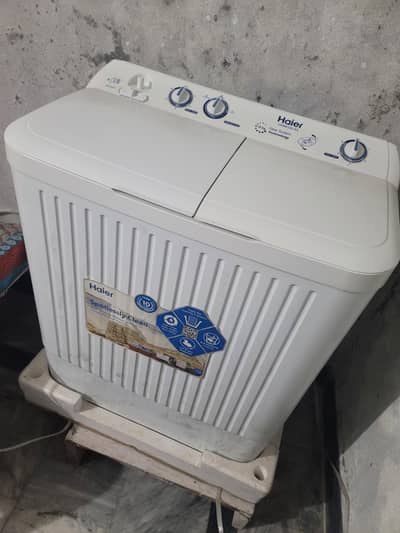 Haier Twin-tub Washing Machine 10kg HWM 100-AS:W