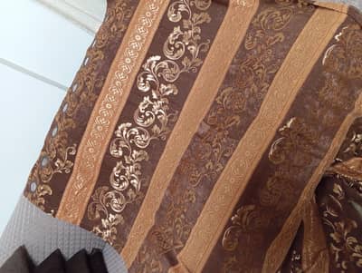 6 piece curtains, avaible in very good condition