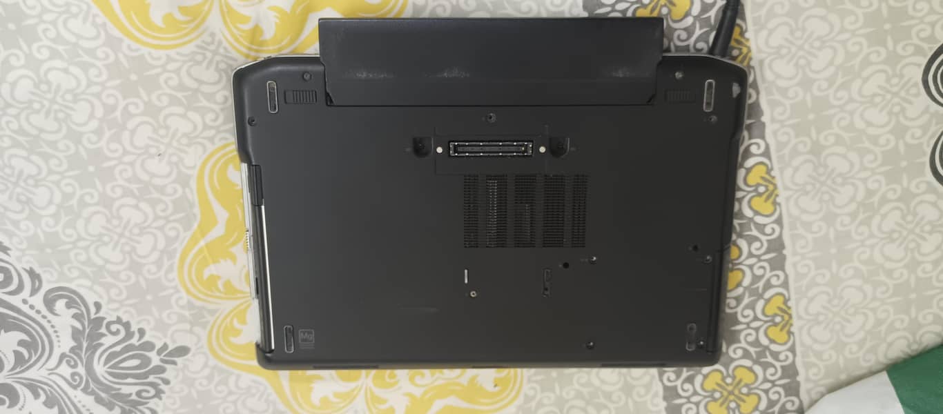 Dell latitude E6320 6