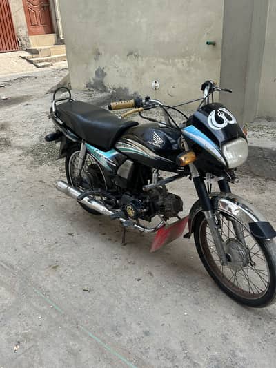 Honda CD Dream 2014 Total Geniune