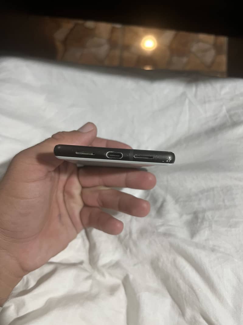 Google Pixel 6 panel broken 2