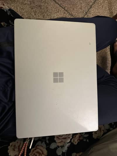 Microsoft Surafce Laptop 2