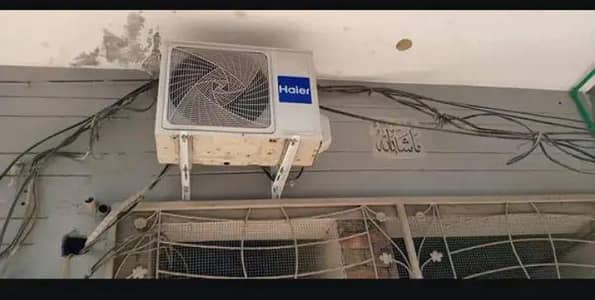 Haier AC DC inverter AC