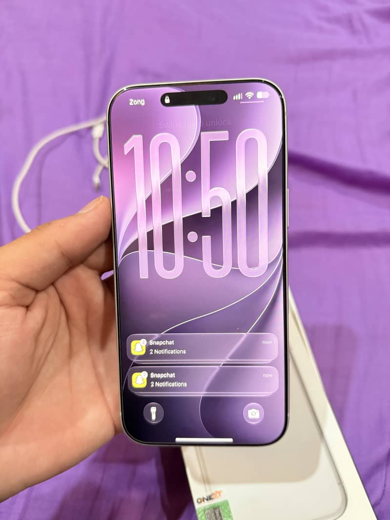 IPHONE 17 pro max 2