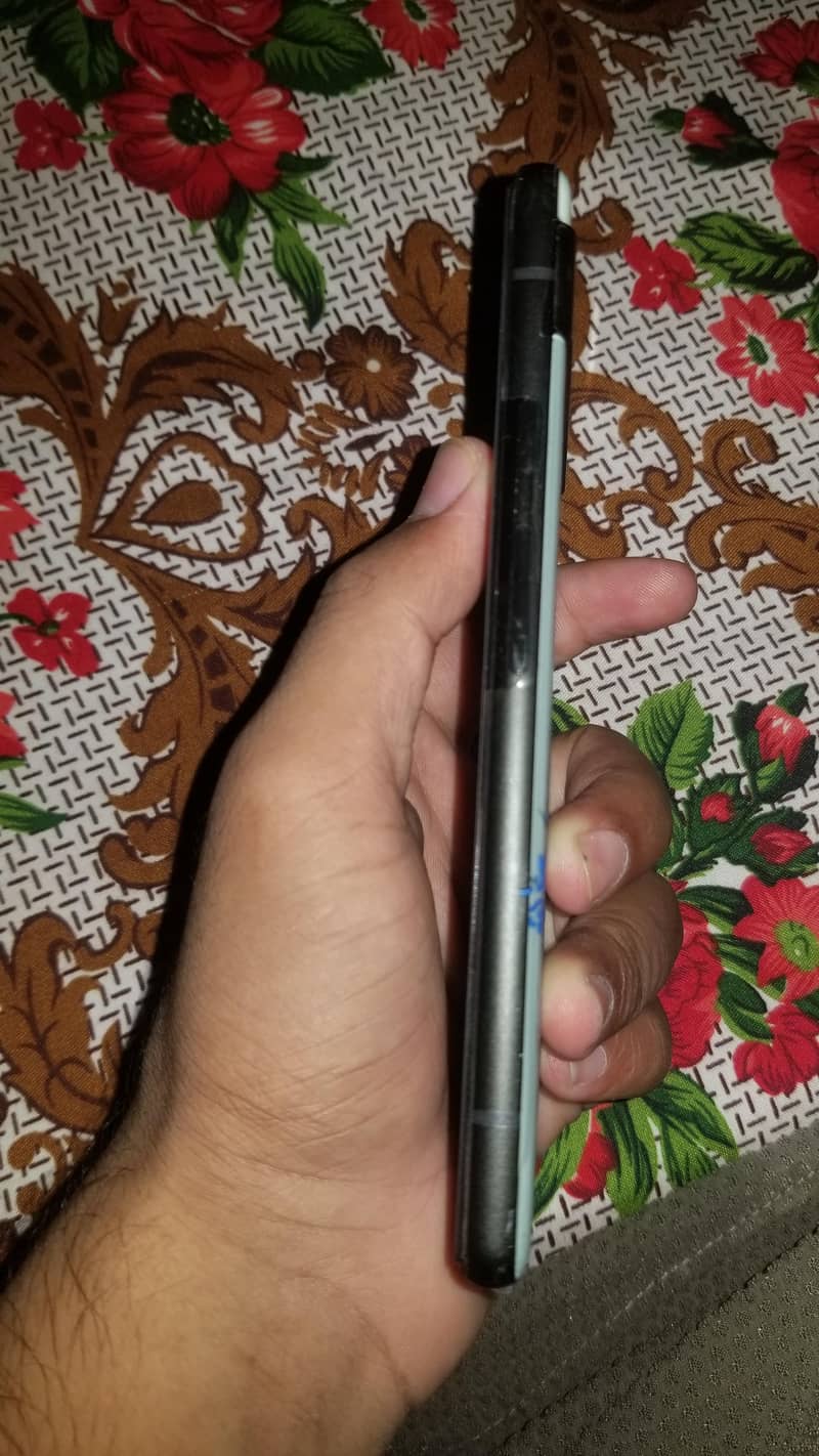 Google Pixel 6a 1