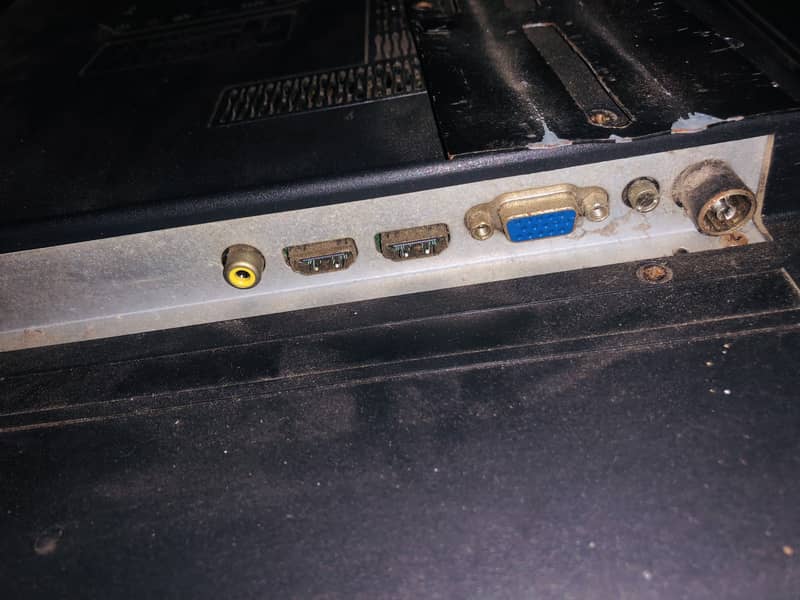 Lcd tv 2