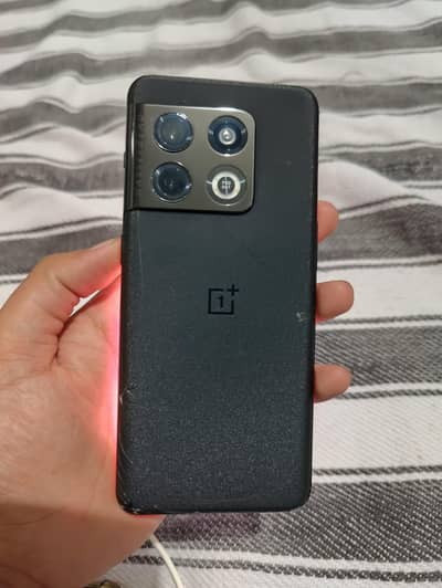 One Plus 10 Pro