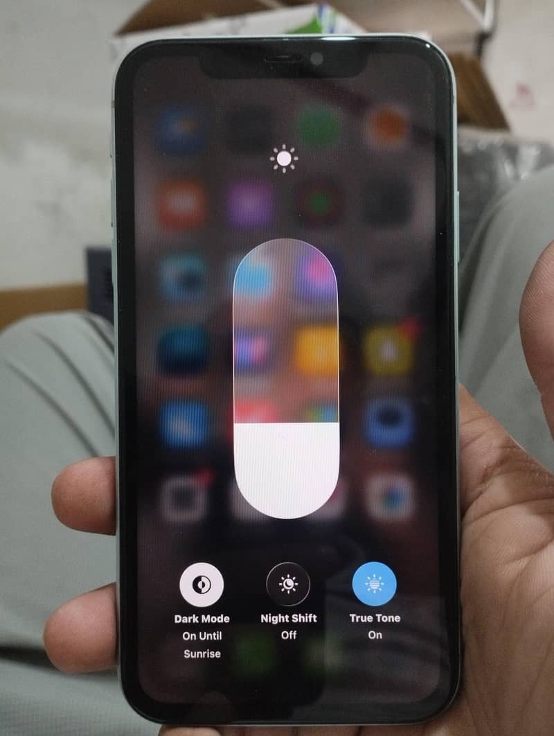 iPhone 11 5