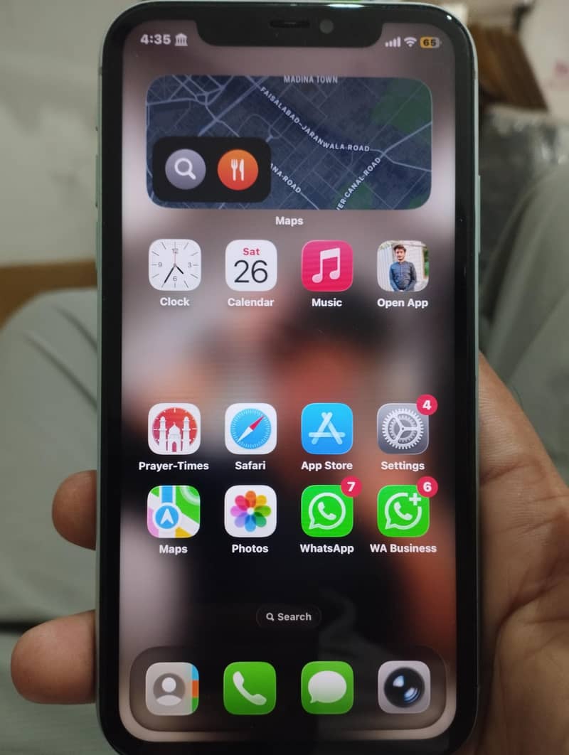 iPhone 11 6