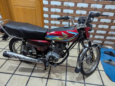 Bike bilkul ok ha bike ma aik rupa Ka Kam NAI ha  rate bilkul final ha