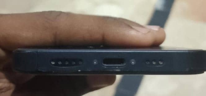 Apple iPhone 13 3