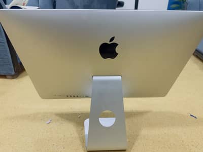 Apple iMac 21.5" Retina 4K 2017 | Core i7 | 32GB RAM | Radeon Pro 560