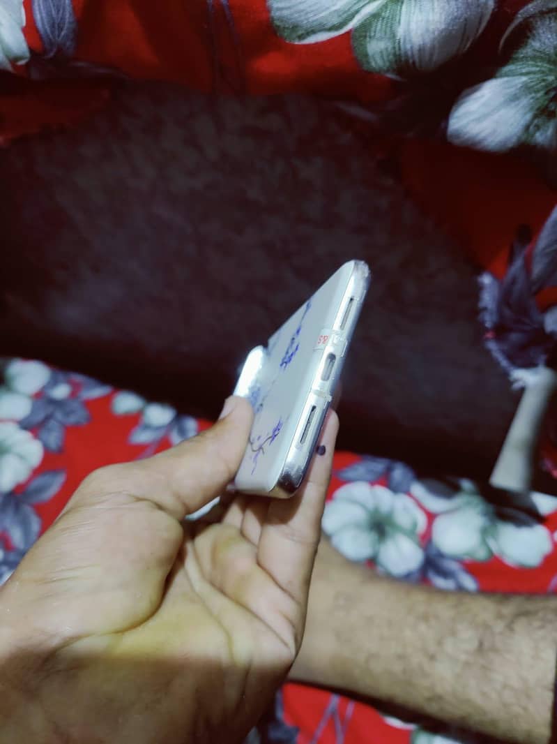Google Pixel 8 Pro 1