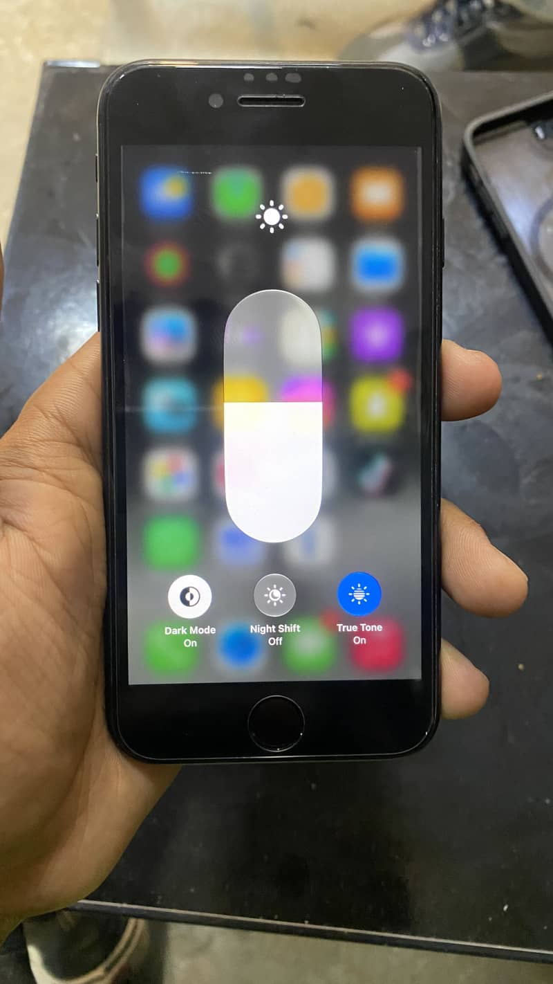 Apple iPhone SE 4