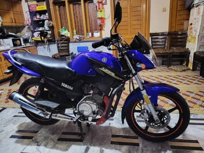 Yamaha YB125 2021 model