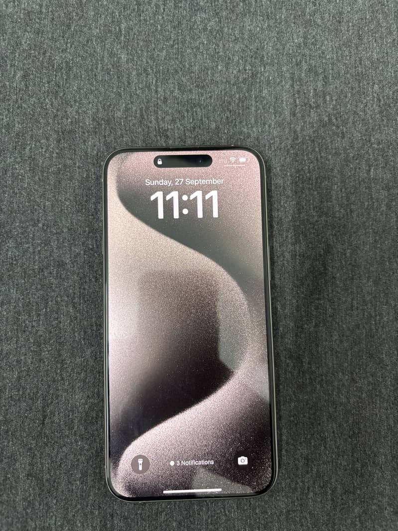 Apple iPhone 15 Pro Max 1