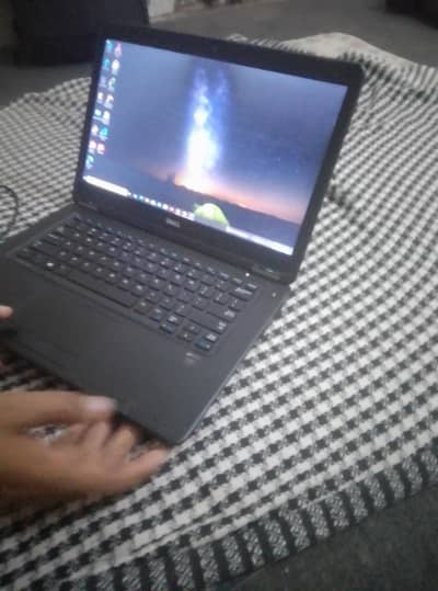 Laptop core i5 Generation 5th