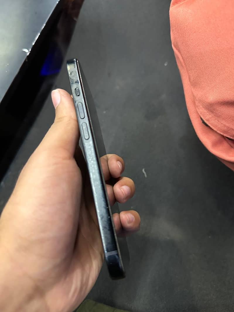 Apple iPhone 15 1
