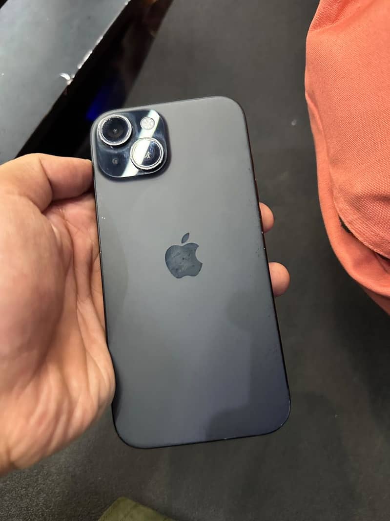 Apple iPhone 15 2