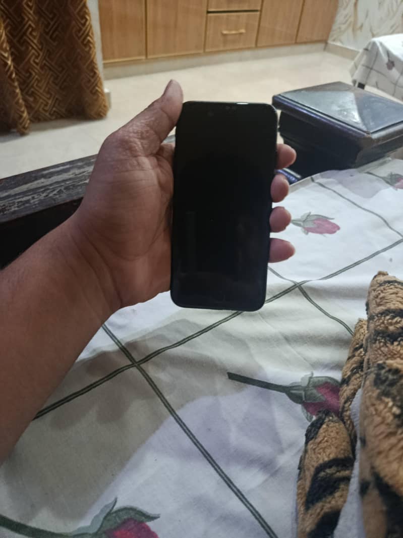 Apple iPhone 8 1