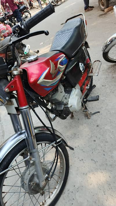 Honda 125 21/22 model home use bike