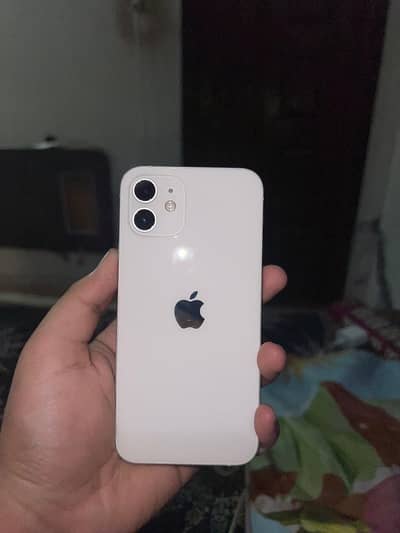 Apple iPhone 12