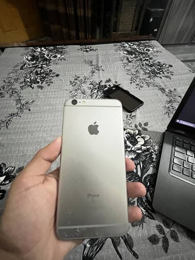 Apple iPhone 6S Plus
