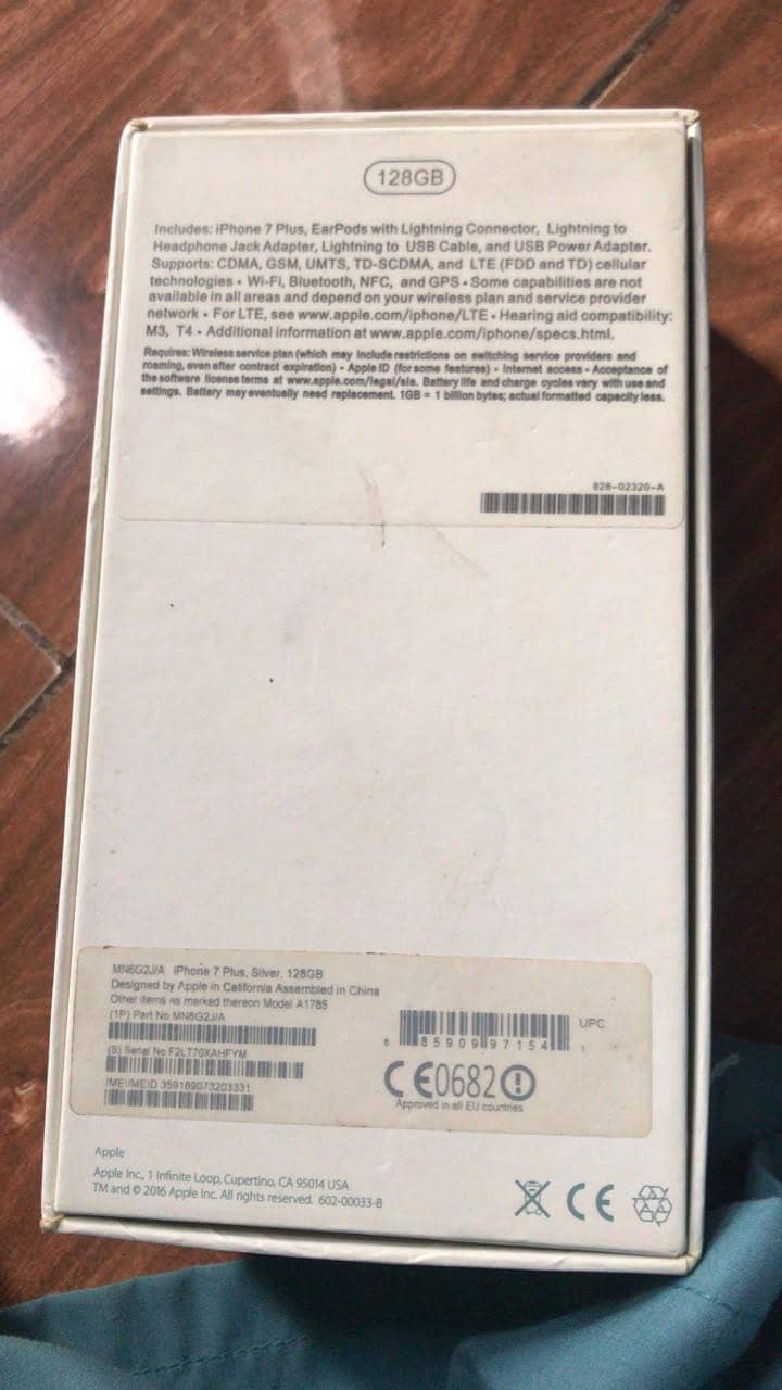 Apple iPhone 7 Plus 11