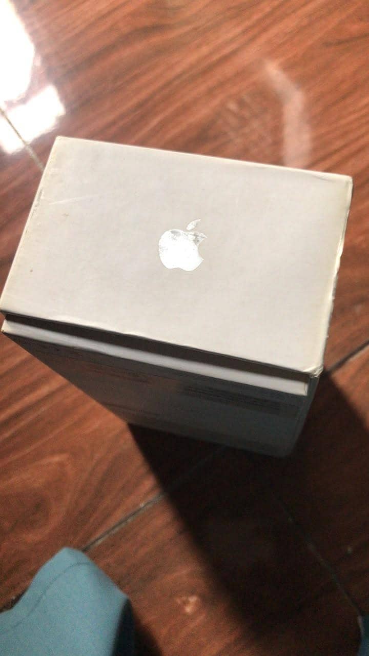 Apple iPhone 7 Plus 12