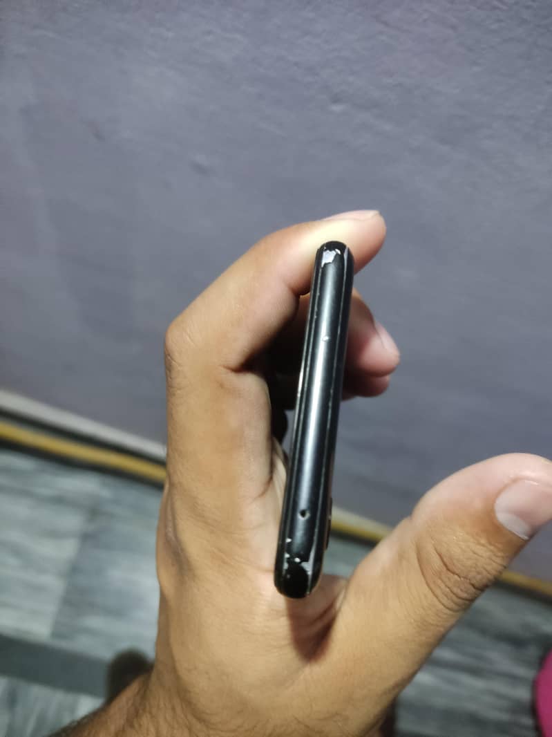 Google Pixel 3 5