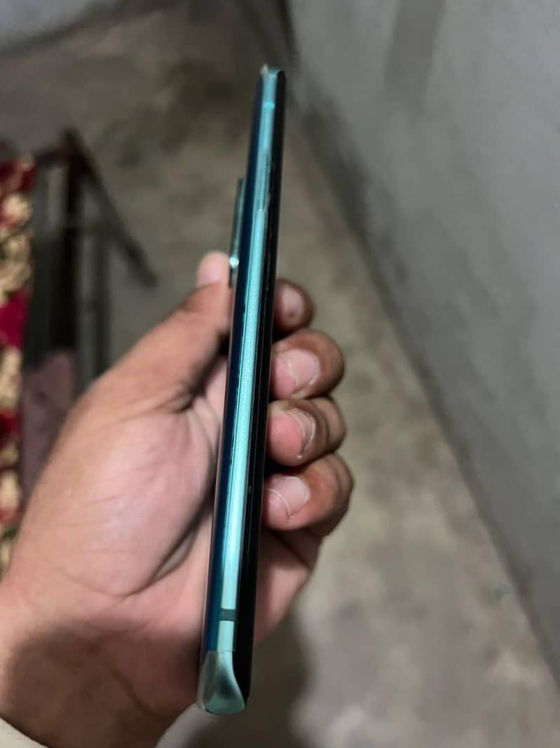 One Plus 8 Pro 7