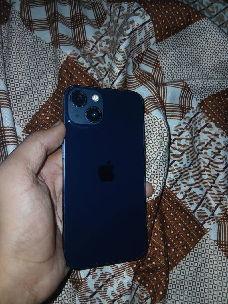Apple iPhone 13 3