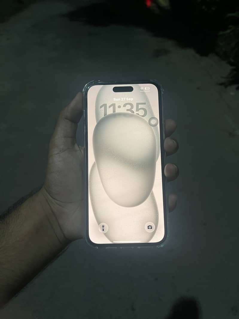 Apple iPhone 15 plus 8