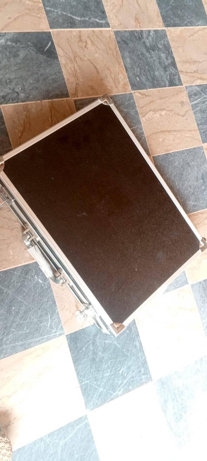 makeup box 4