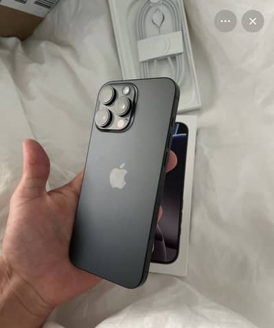 Apple iPhone 16 Pro Max