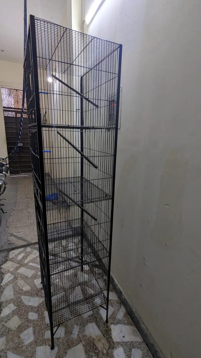 cage / birds cage /iron cage parrots cage /4 portion cag /Like new — photo 4