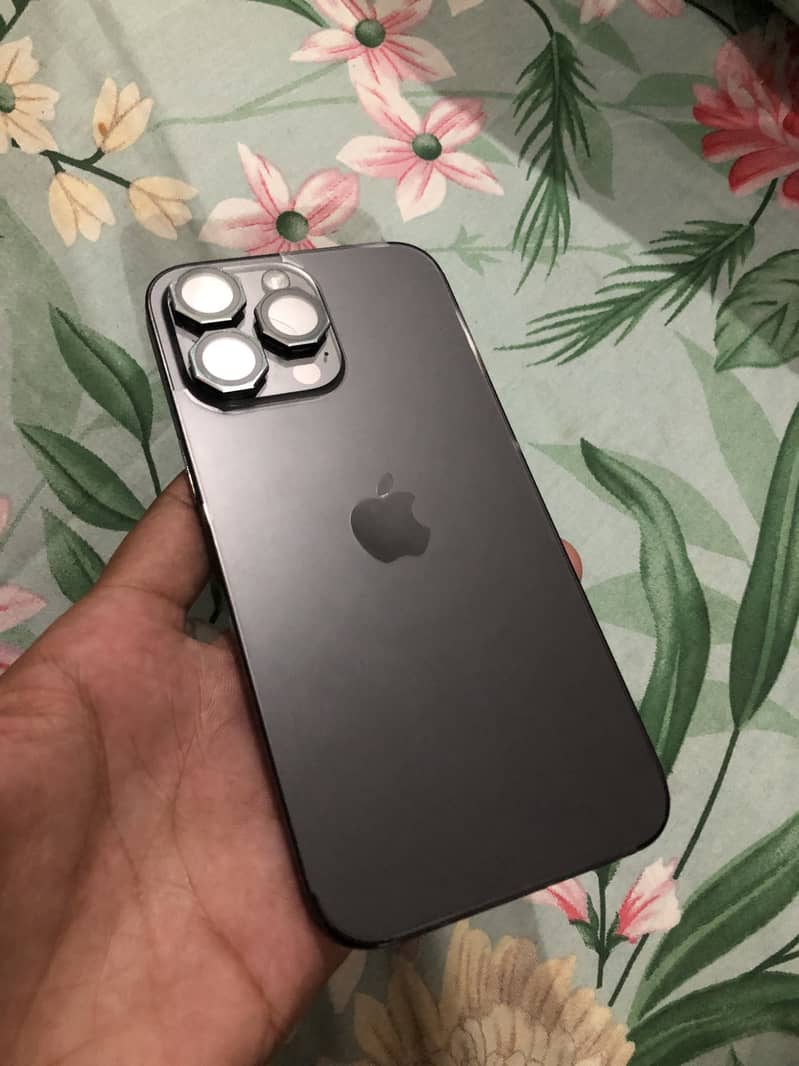 Apple iPhone 14 Pro Max 0