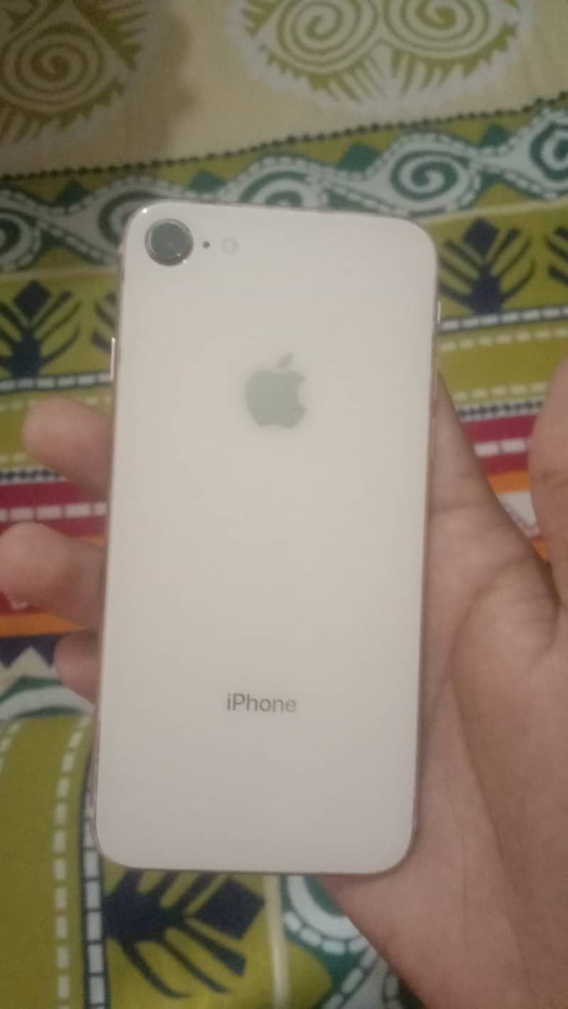 Apple iPhone 8 2